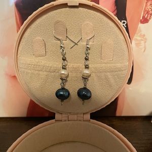Handmade fresh water pearl earrings!